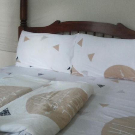 Rock Shadow Hotel Koboko ภายนอก รูปภาพ