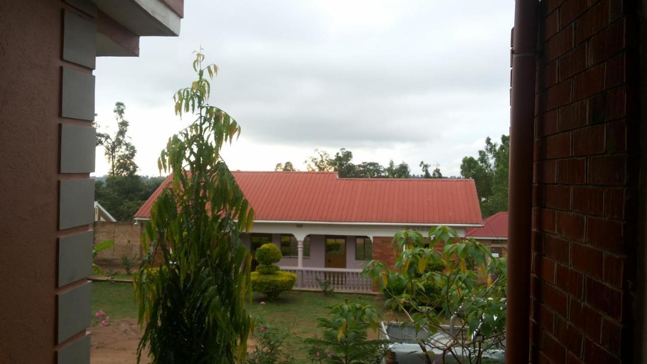 Rock Shadow Hotel Koboko ภายนอก รูปภาพ
