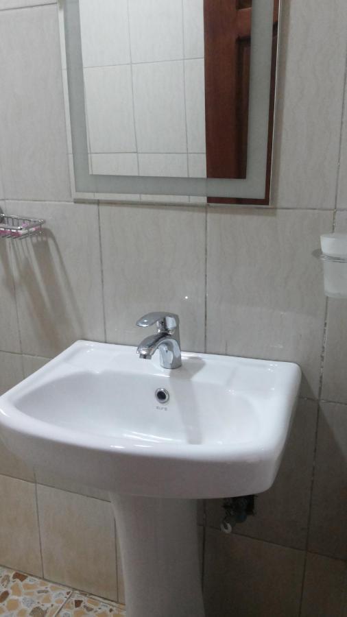 Rock Shadow Hotel Koboko ภายนอก รูปภาพ