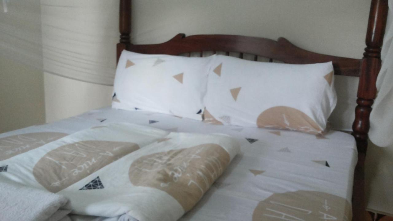Rock Shadow Hotel Koboko ภายนอก รูปภาพ