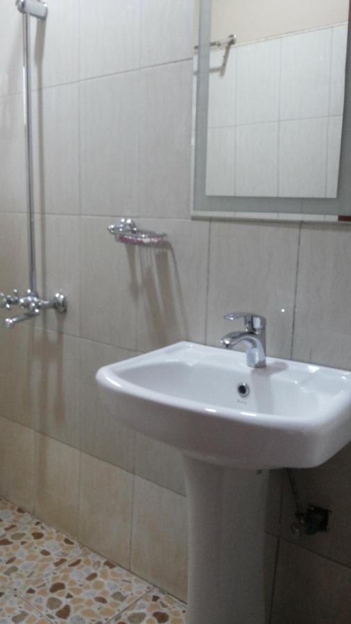 Rock Shadow Hotel Koboko ภายนอก รูปภาพ